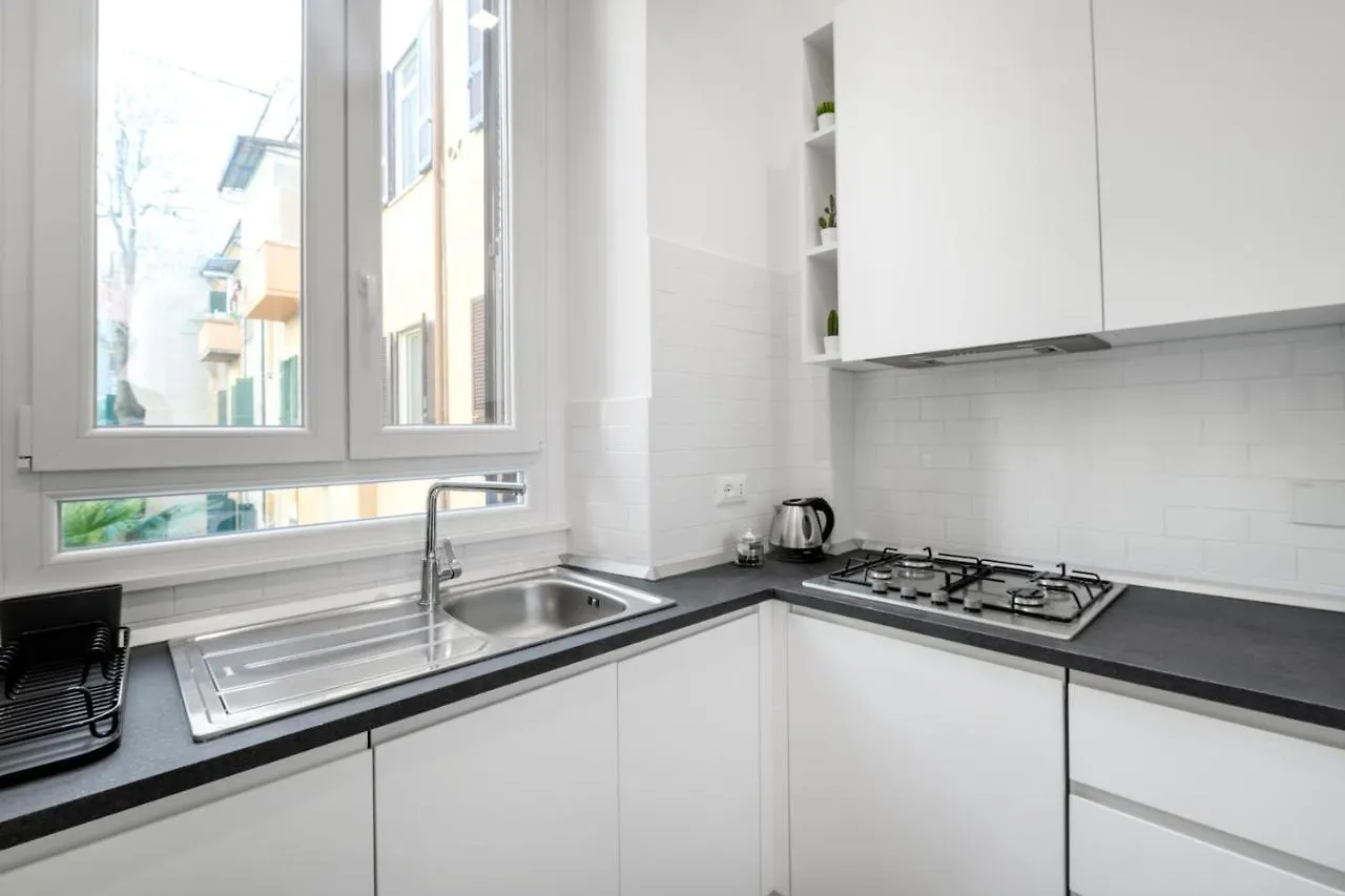 Apartamento White Flat Cross Roma 0*,  Italia